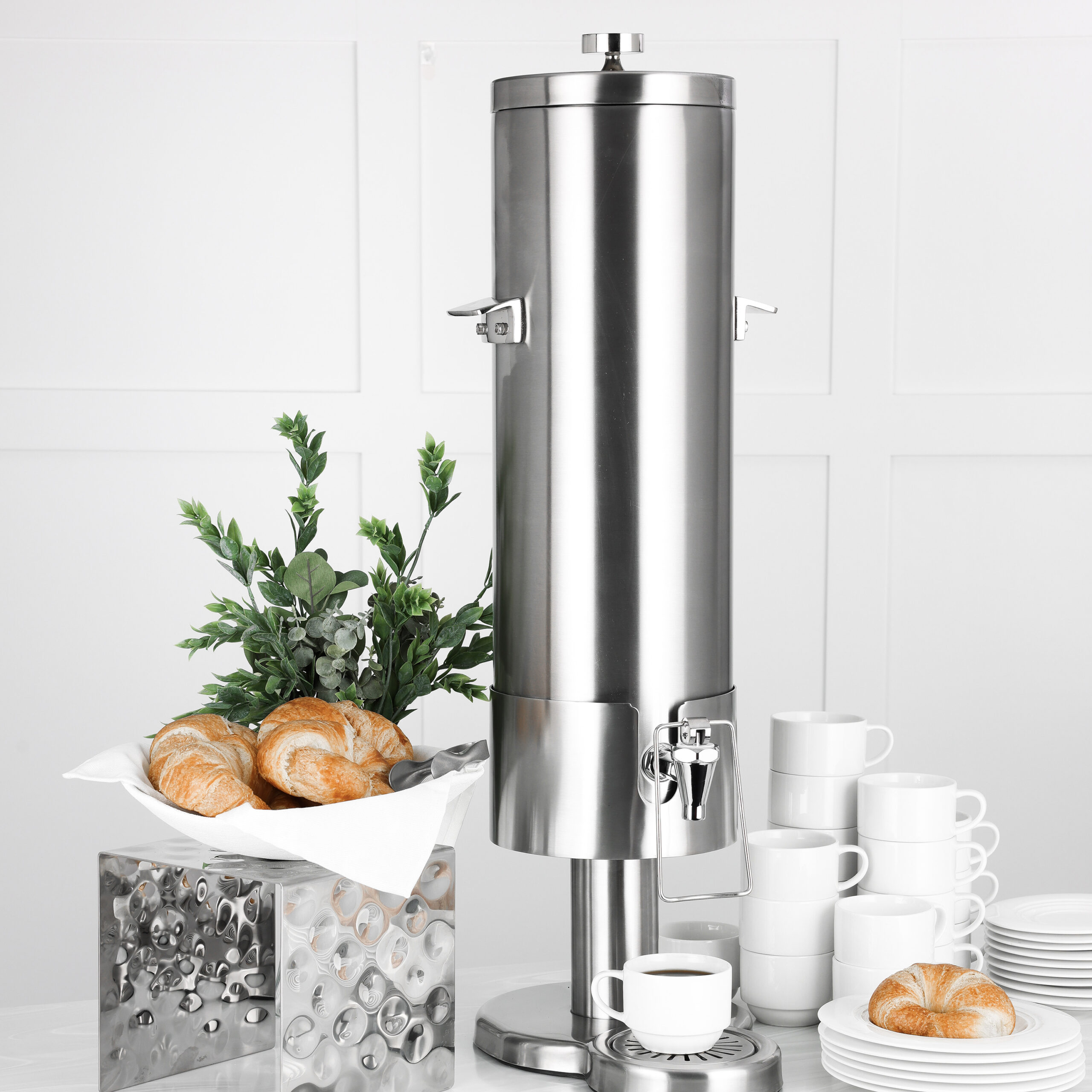 Magnifico Dispensers